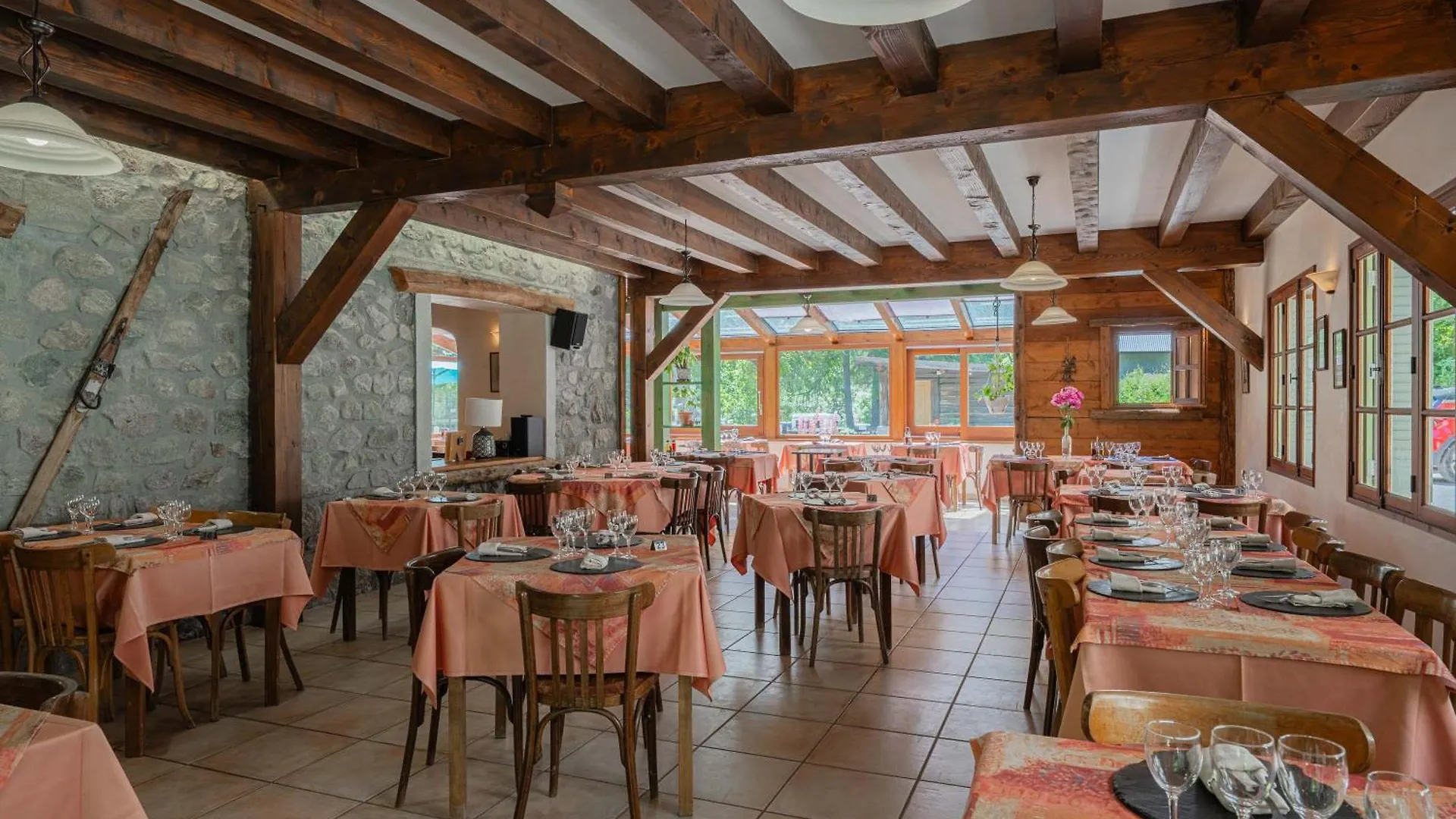 Hotel Engilberge Ailefroide 2*,  Франция