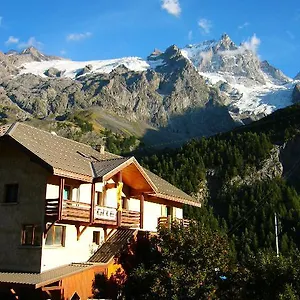  Affittacamere Le Rocher
